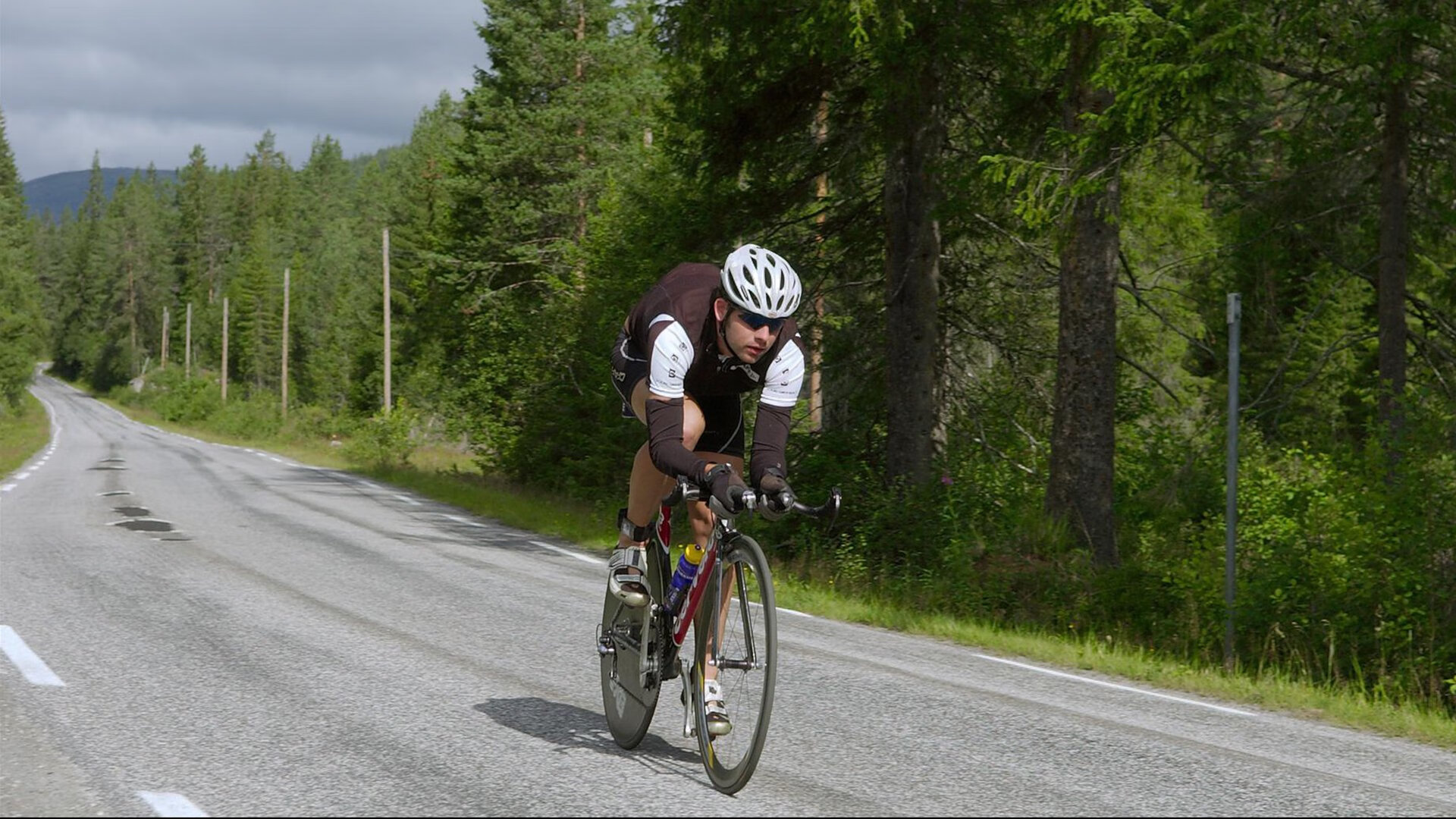 Faker关键节点败北，勇士带队取胜！