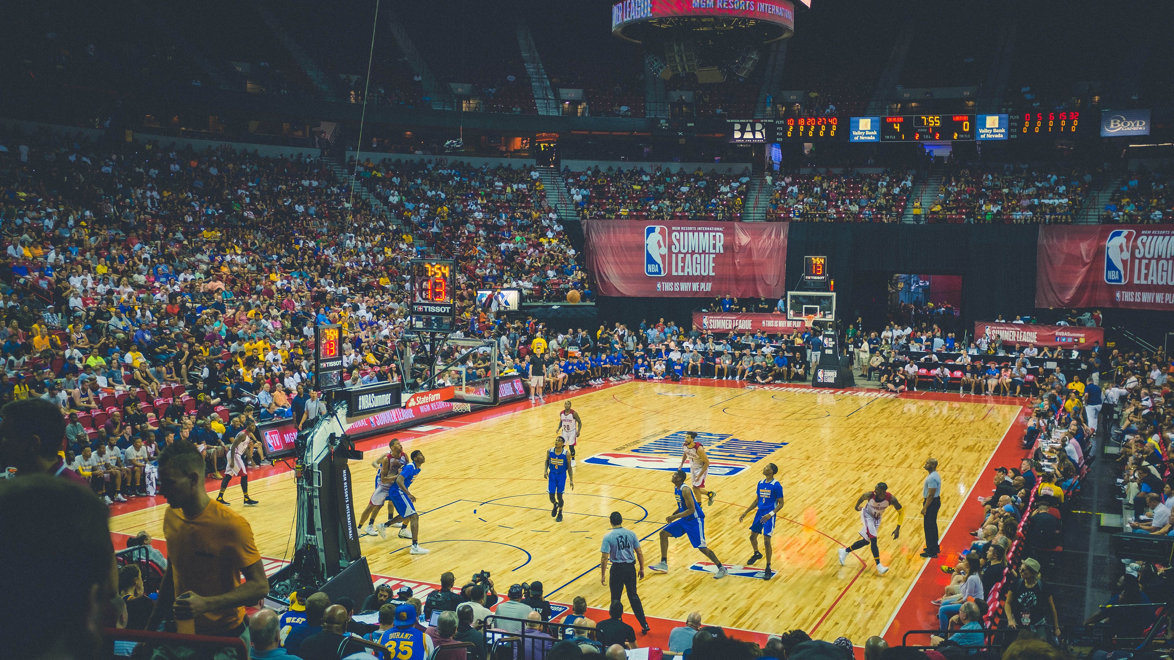 Faker关键节点败北，勇士带队取胜！